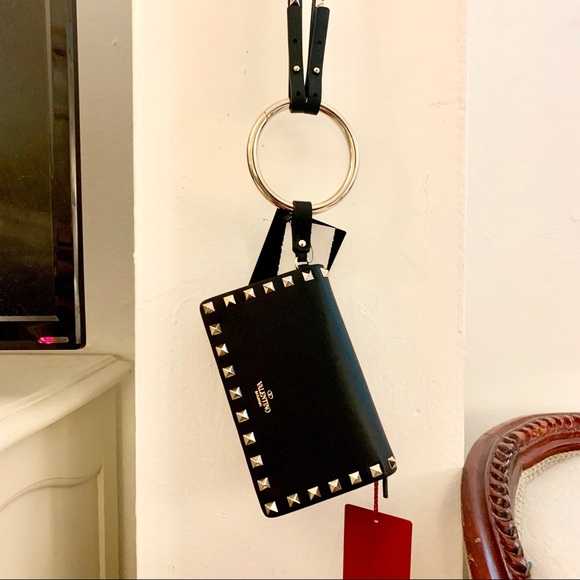 SOLD Valentino Garavani Rockstud Leather Crossbody - Picture 5 of 8